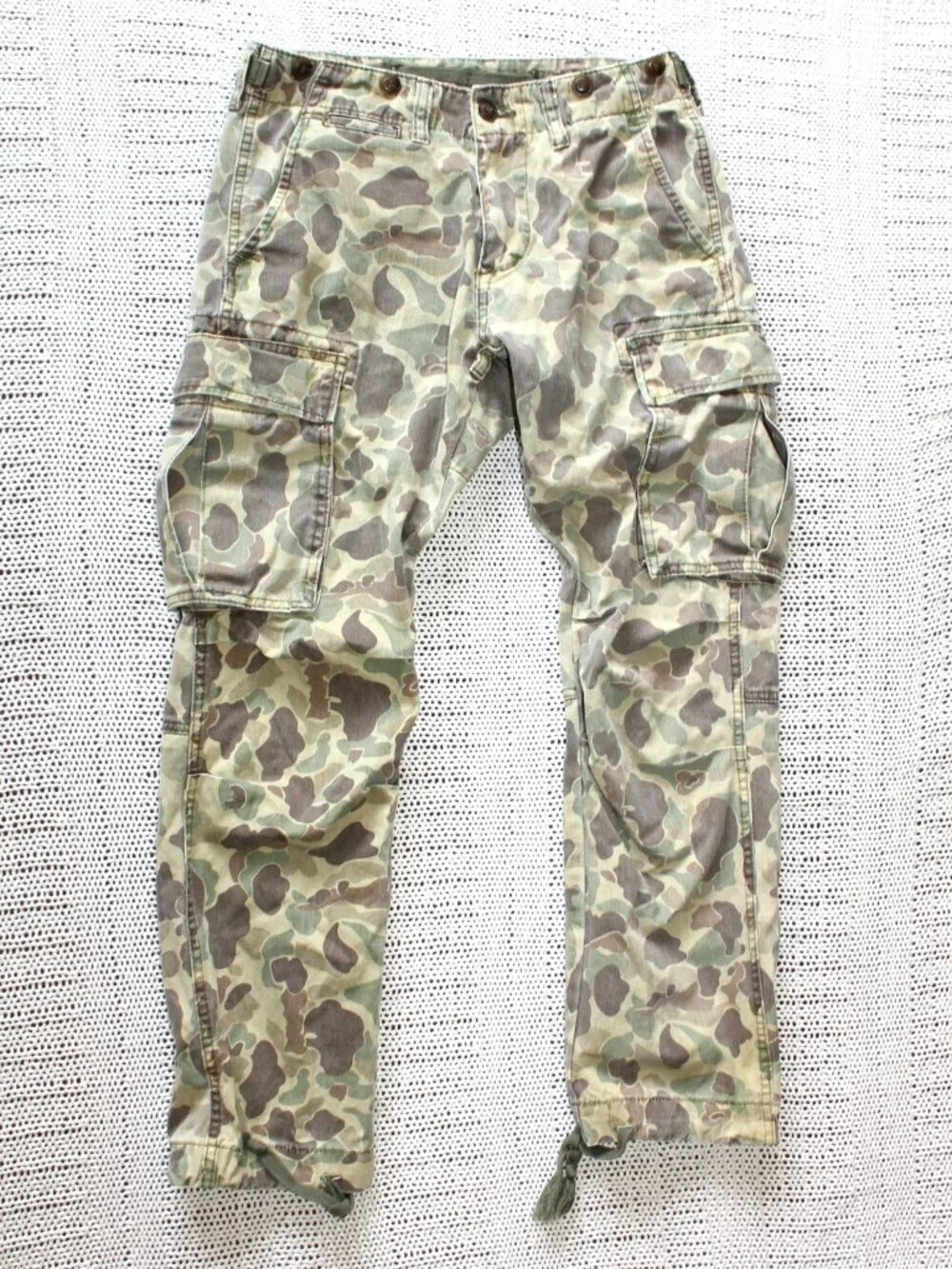 MNML Cargo Men's Pants Size W28/L29 Green Utility Camouflage Army Navy cotton